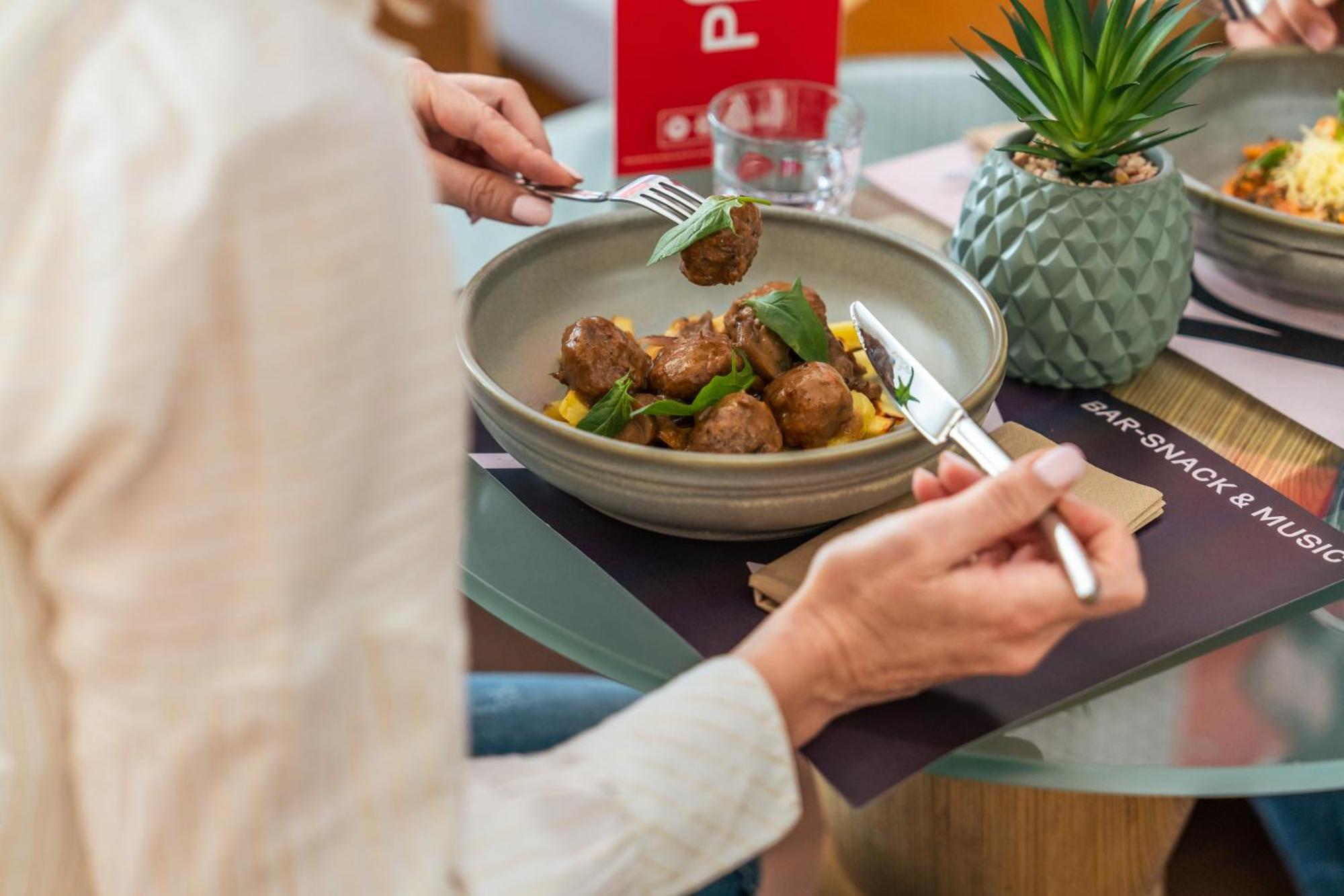 Ibis Madrid Alcobendas Eksteriør billede